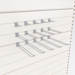 Sortiment med 15 dubbla butikskrokar till rillpanel