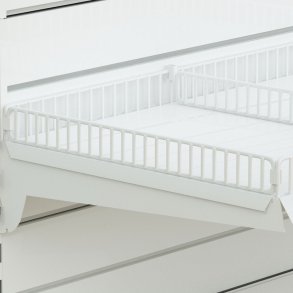 Hyldeafslutning til metalhylde i trd