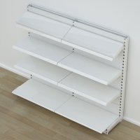 Butiksreol enkeltsidet med metalhylder