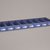 Hylde til Bilreol med 8 plastkasser