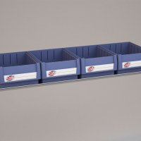 Hylde til Bilreol med 4 plastkasser