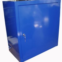 Verktygs- och materialskp med 3 hyllor